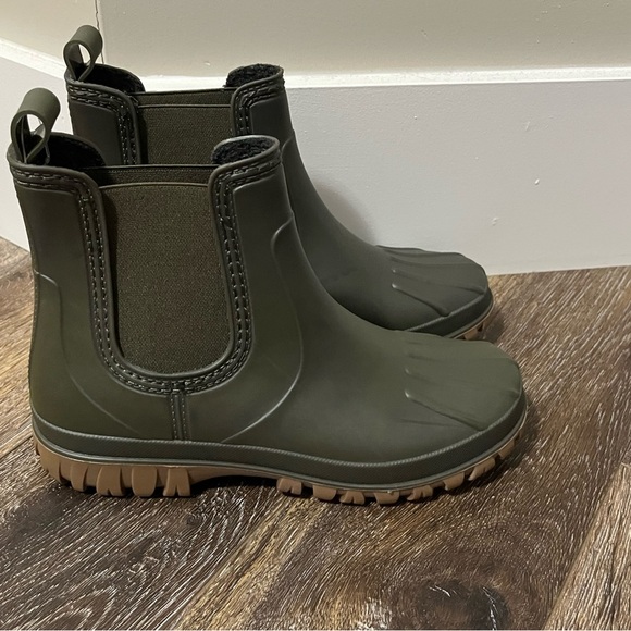 Storm By Cougar Women's -10° Celsius Rain Boots, Dark Olive - Picture 2 of 11